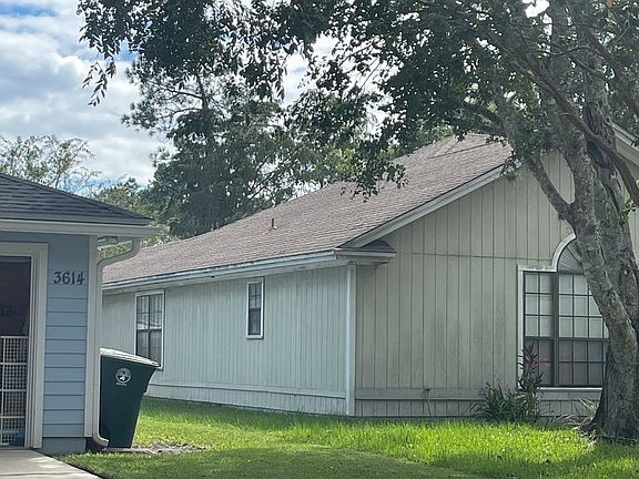 3rd image of 3608 Carol Ann Ln