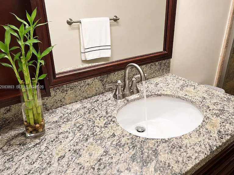 2030 S Ocean Dr #521 — Photo 18
