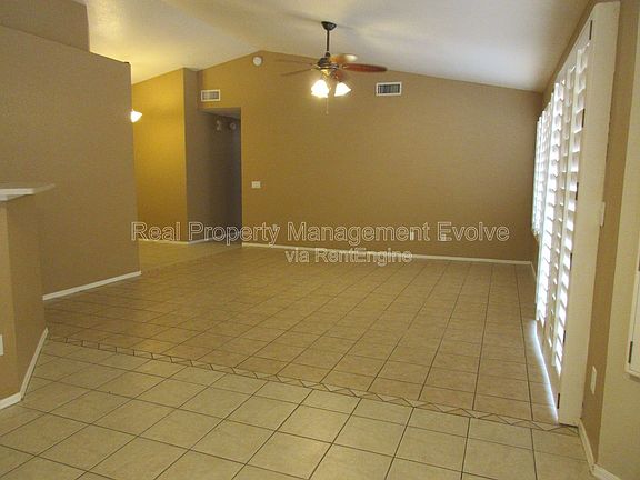 4th image of 1560 W Cindy St