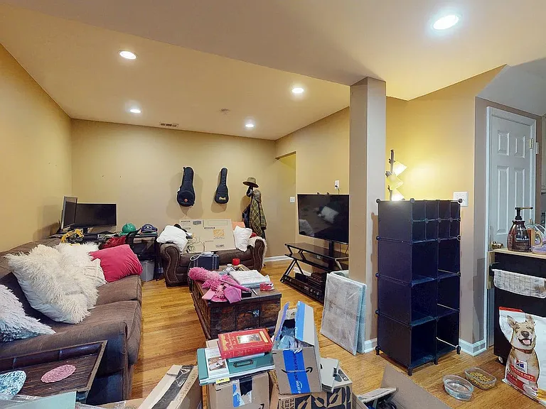 5803 Hall St — Photo 21