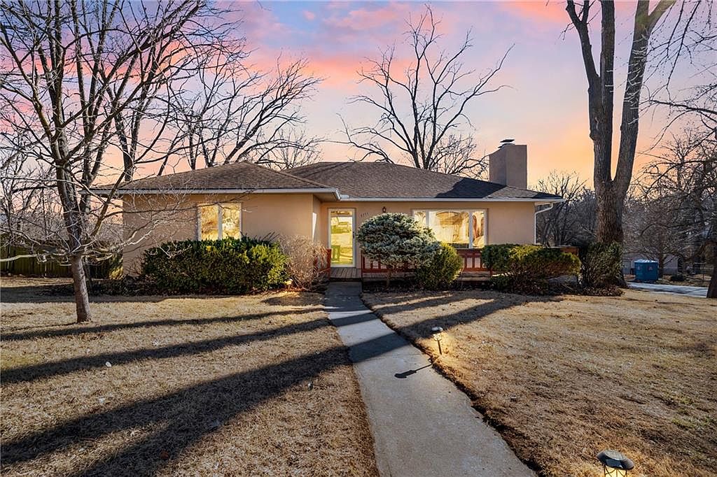9355 E 65th Ter, Raytown, MO 64133 | Zillow
