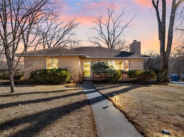 9355 E 65th Ter, Raytown, MO 64133