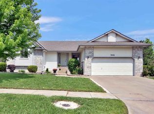 9426 E Pebblebrook St, Wichita, KS 67207