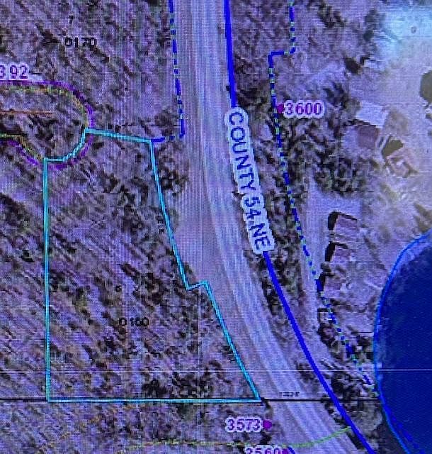 1st image of Lake View Ln NE