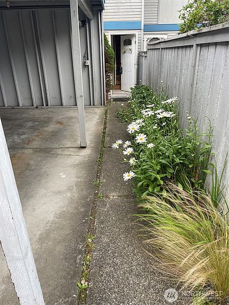 2nd image of 2305 S Pinebrook Lane