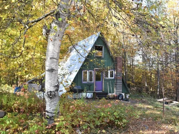 14 Lathrop Road, Chelsea, VT 05038