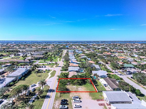 2nd image of 506 Cassia Blvd
