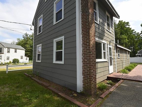 3rd image of 9 Cottage Ave
