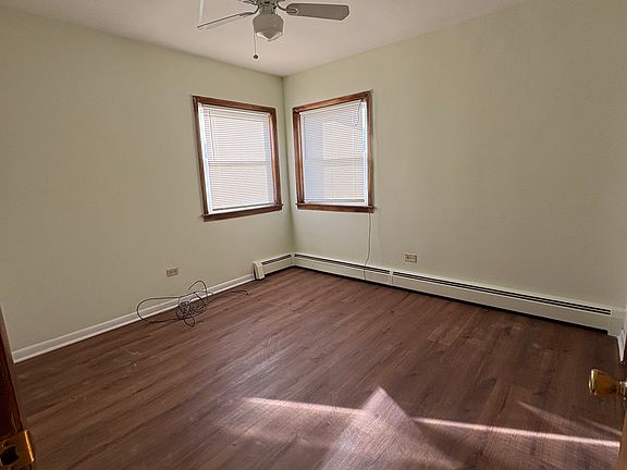 4th image of 3508 Warren Ave APT 6