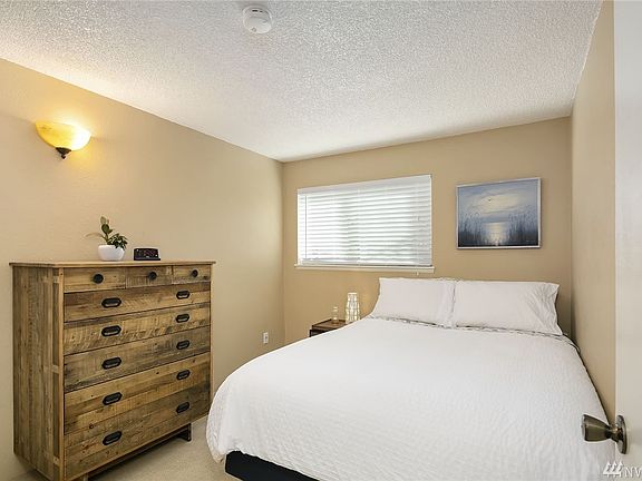 5th image of 3730 Lake Washington Blvd SE #1C