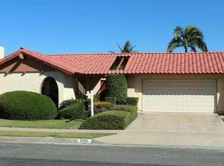 7171 Stonewood Dr, Huntington Beach, CA 92647
