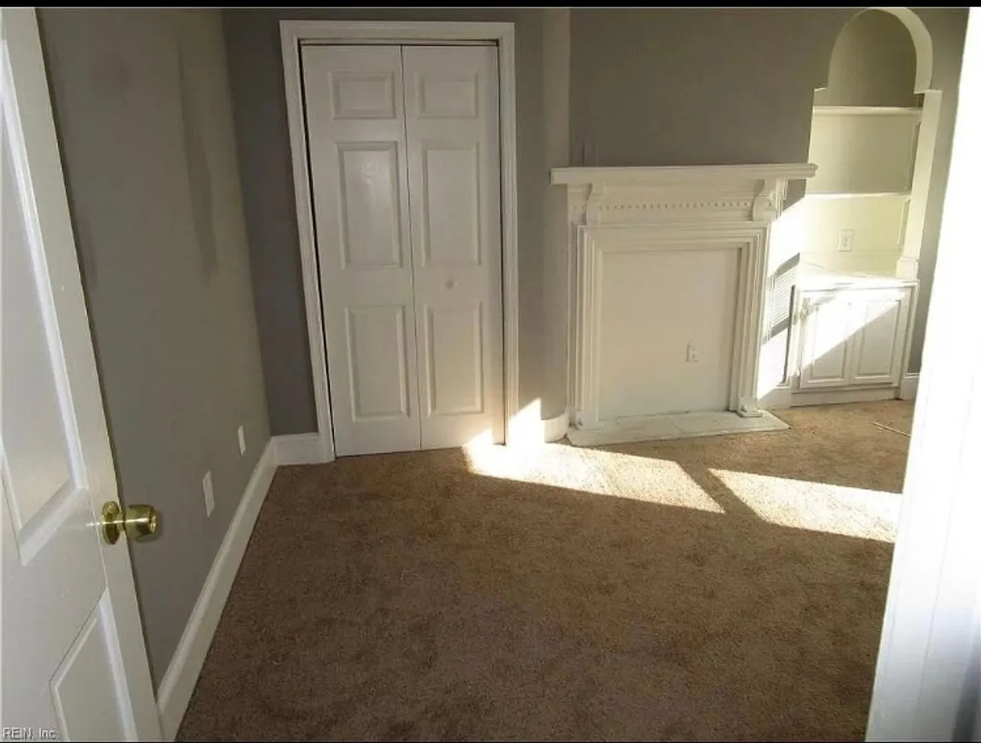 Charming 3BR House in Norfolk — Photo 3
