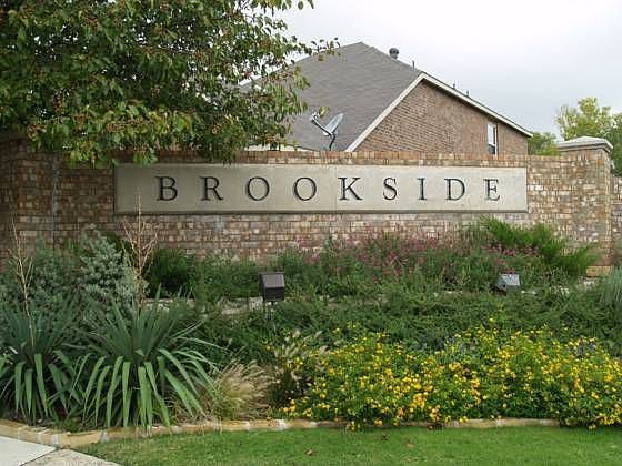 1st image of 1332 Heather Brook Dr