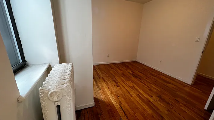 Rented by HOLTON REAL ESTATE INC. | media 16