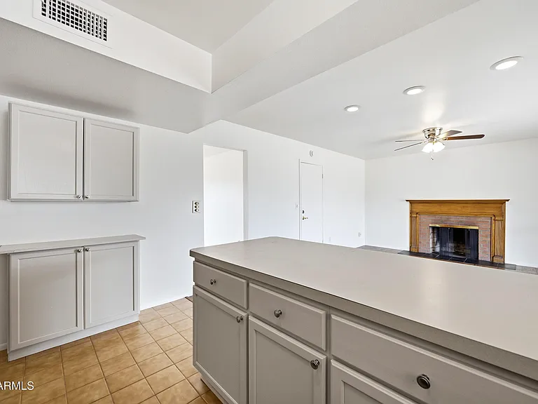 1234 E Riviera Dr — Photo 11