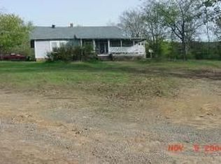 212 Old Wire Rd W, London, AR 72847