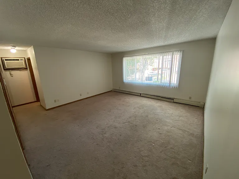 1136 G St #7 — Photo 4