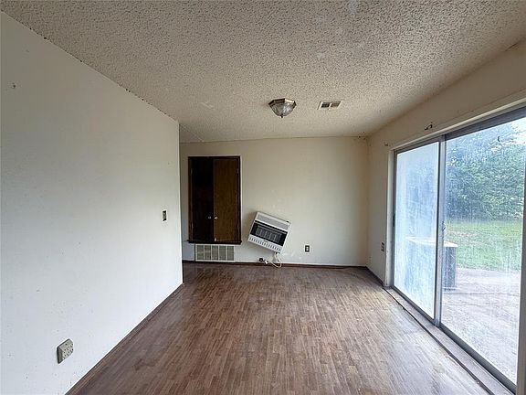 4th image of 122 Glenhaven Dr