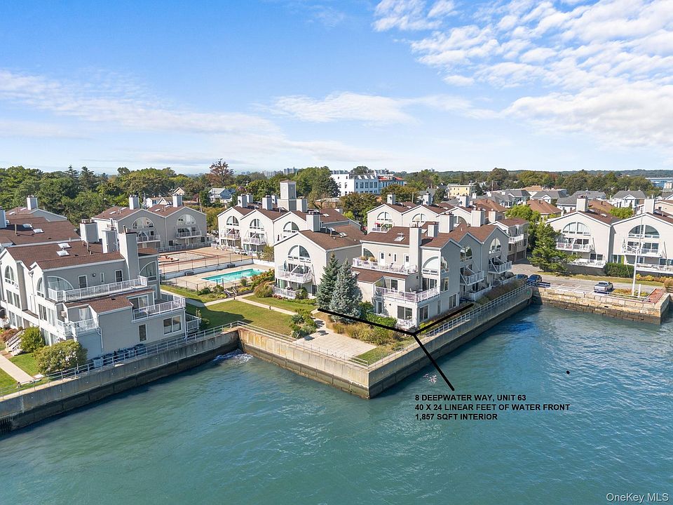 1st image of 8 Deepwater Way #63