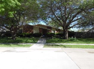 1918 Chisholm Trl, Grand Prairie, TX 75052