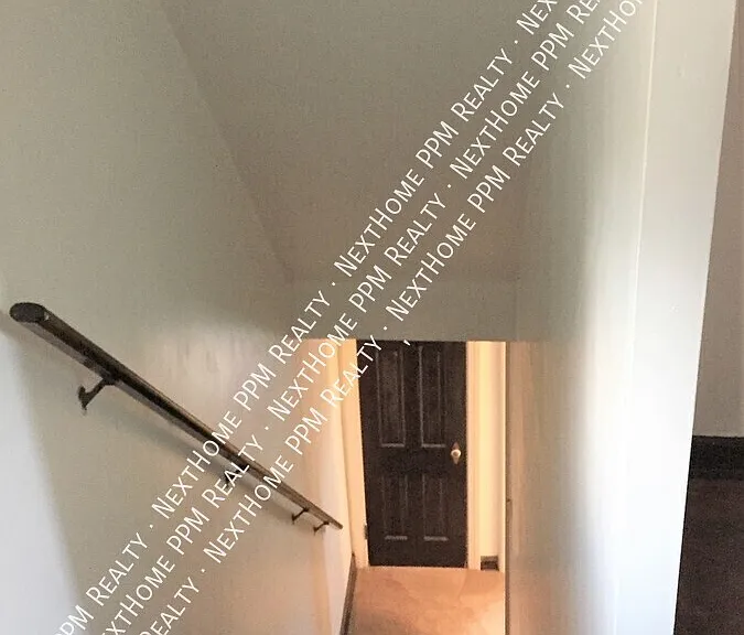1851 Capital Ave #2 — Photo 8