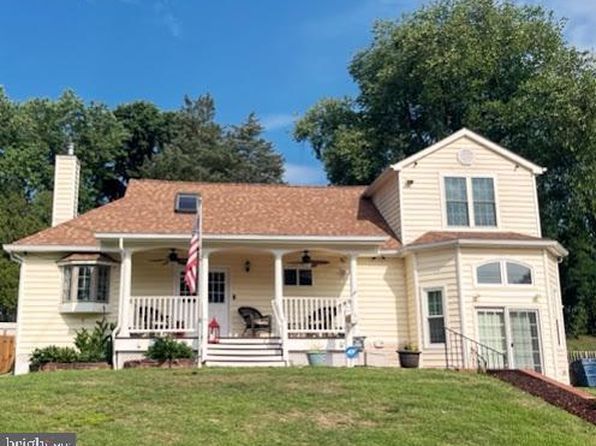 1412 Kentucky Ave, Woodbridge, VA 22191
