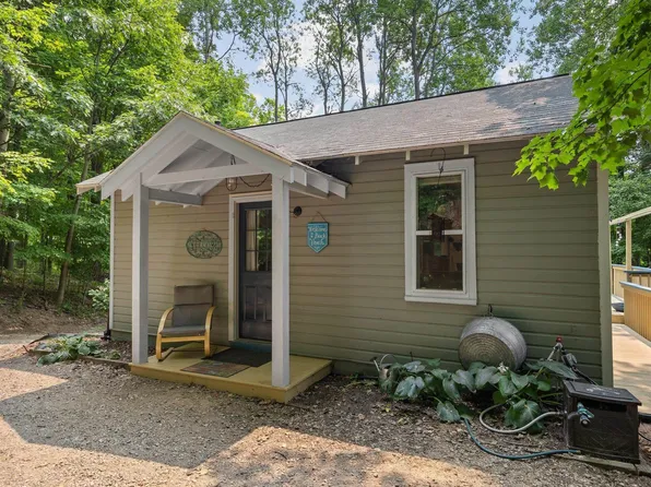 308 W Cayuga St, Bellaire, MI 49615