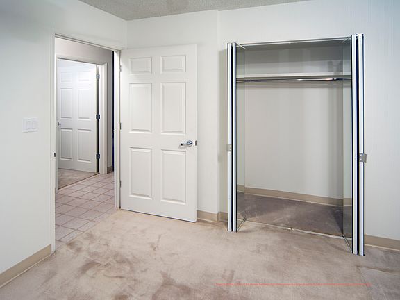 3rd image of 724 Spencer St APT 201