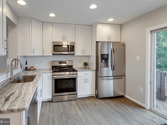 2nd image of 14351 Legend Glen Ct