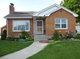 635 E Pages Ln, Centerville, UT 84014