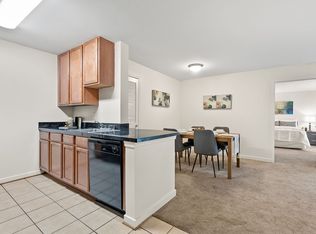 Boundary Stone Flats, Washington, DC 20019