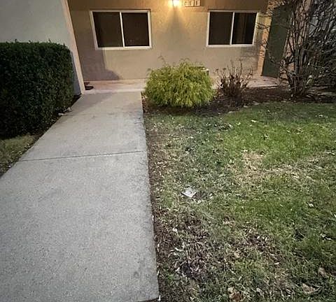 Private Entrance/Outside Patio