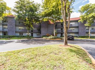 8450 Lagos De Campo Blvd APT 305, Fort Lauderdale, FL 33321