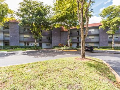 8450 Lagos De Campo Boulevard #305, Fort Lauderdale, FL, 33321