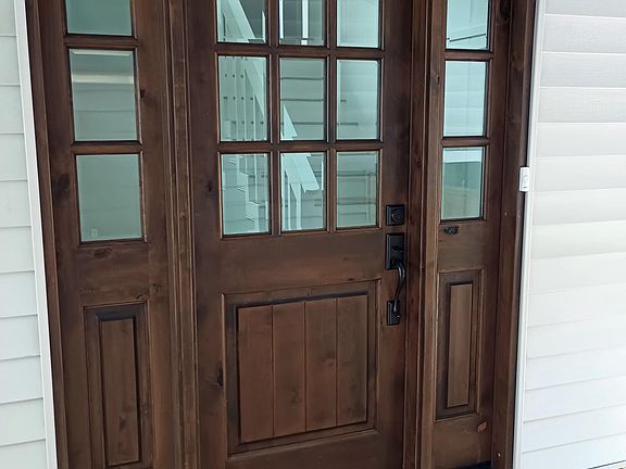 2nd image of 1529 Blackwood Dr