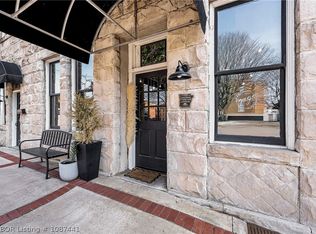 110 & 112 S 2nd St, Ozark, AR 72949