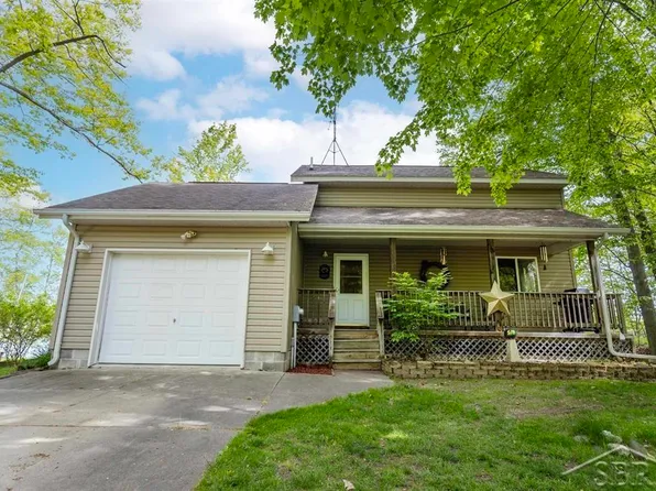 3485 Lakeshore Dr, Lupton, MI 48635