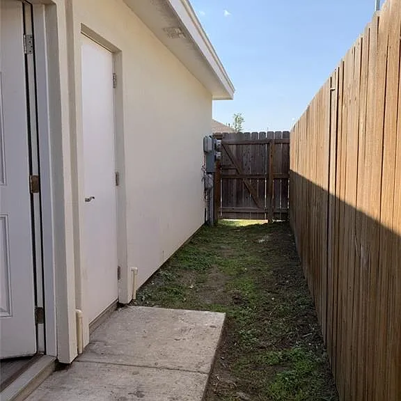 416 Teague Ave #2 — Photo 13