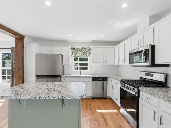 202 Emerald Drive, Scarborough, ME 04106