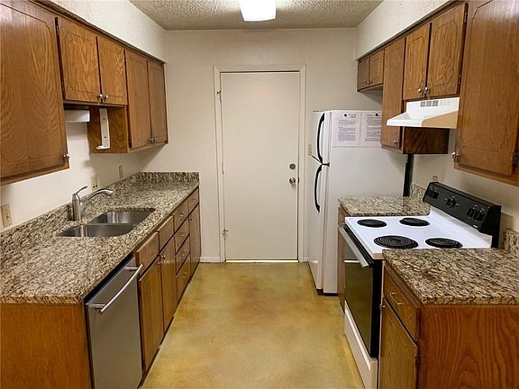 4th image of 1311 Barbara Dr #A