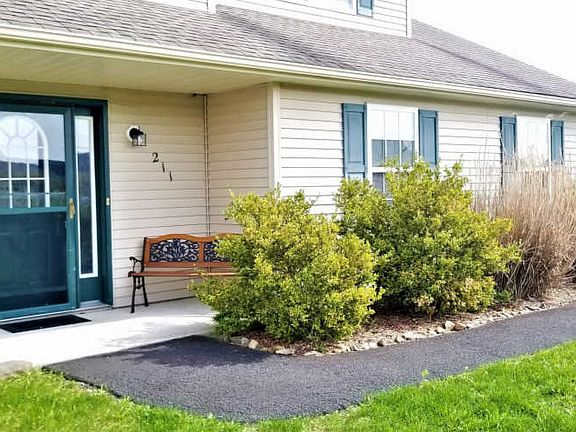 2nd image of 211 Terrace Dr