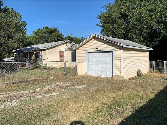 2nd image of 217 Scenic Dr