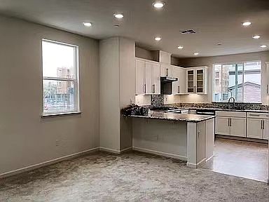 5th image of 1011 Giacomo Ln