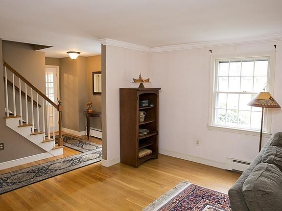 4th image of 47 Birchwood Dr