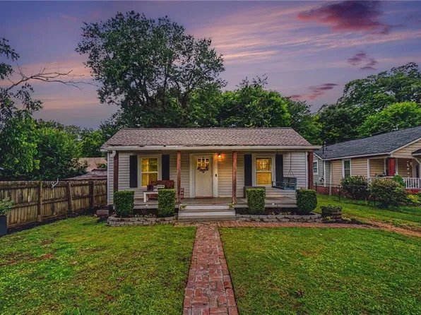 406 Douglas St, Cartersville, GA 30120