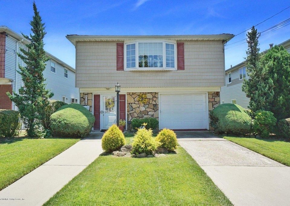 1st image of 224 Egbert Ave