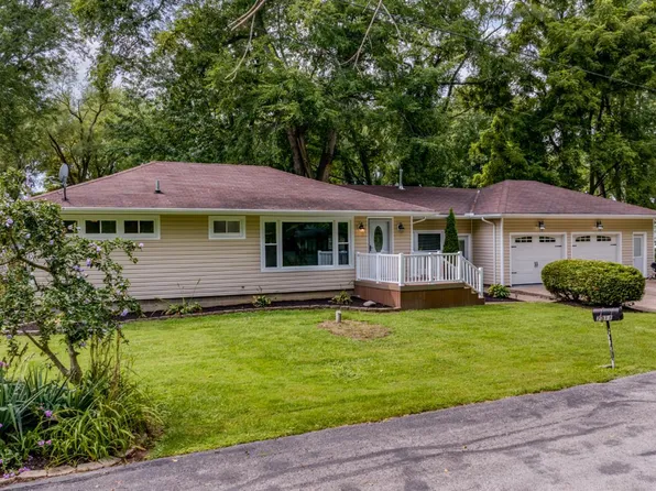 7311 Freeman Ln, Huron, OH 44839