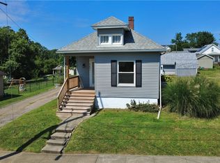 363 White Oak Ave, Zanesville, OH 43701
