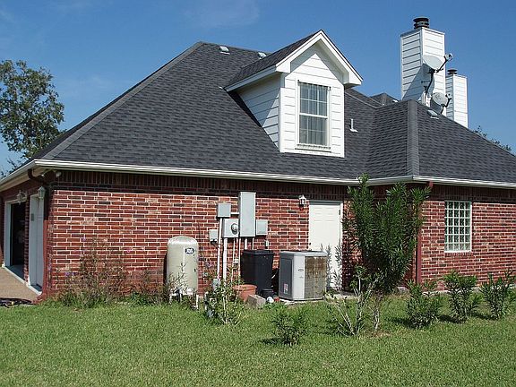 4th image of 1 Hermitage Dr