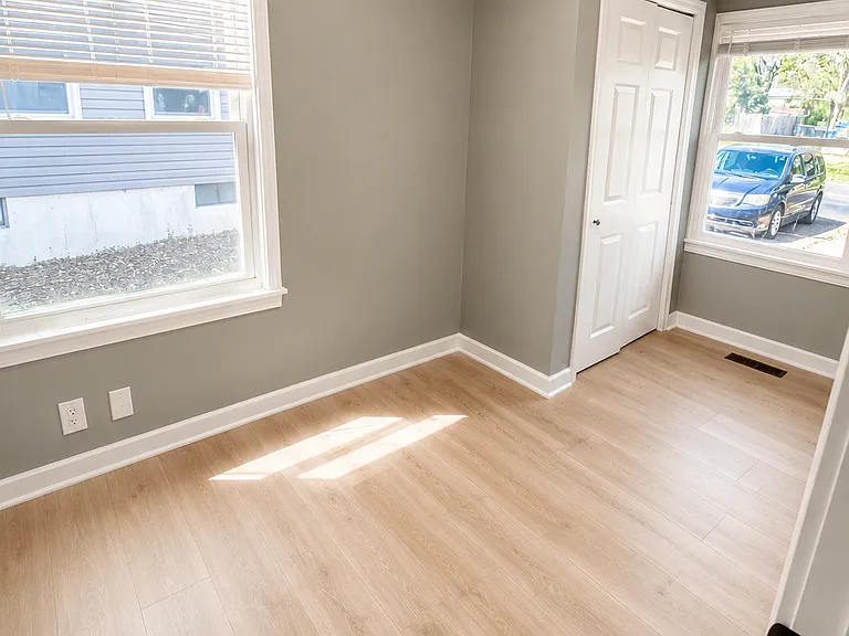 316 Cameron Rd — Photo 6
